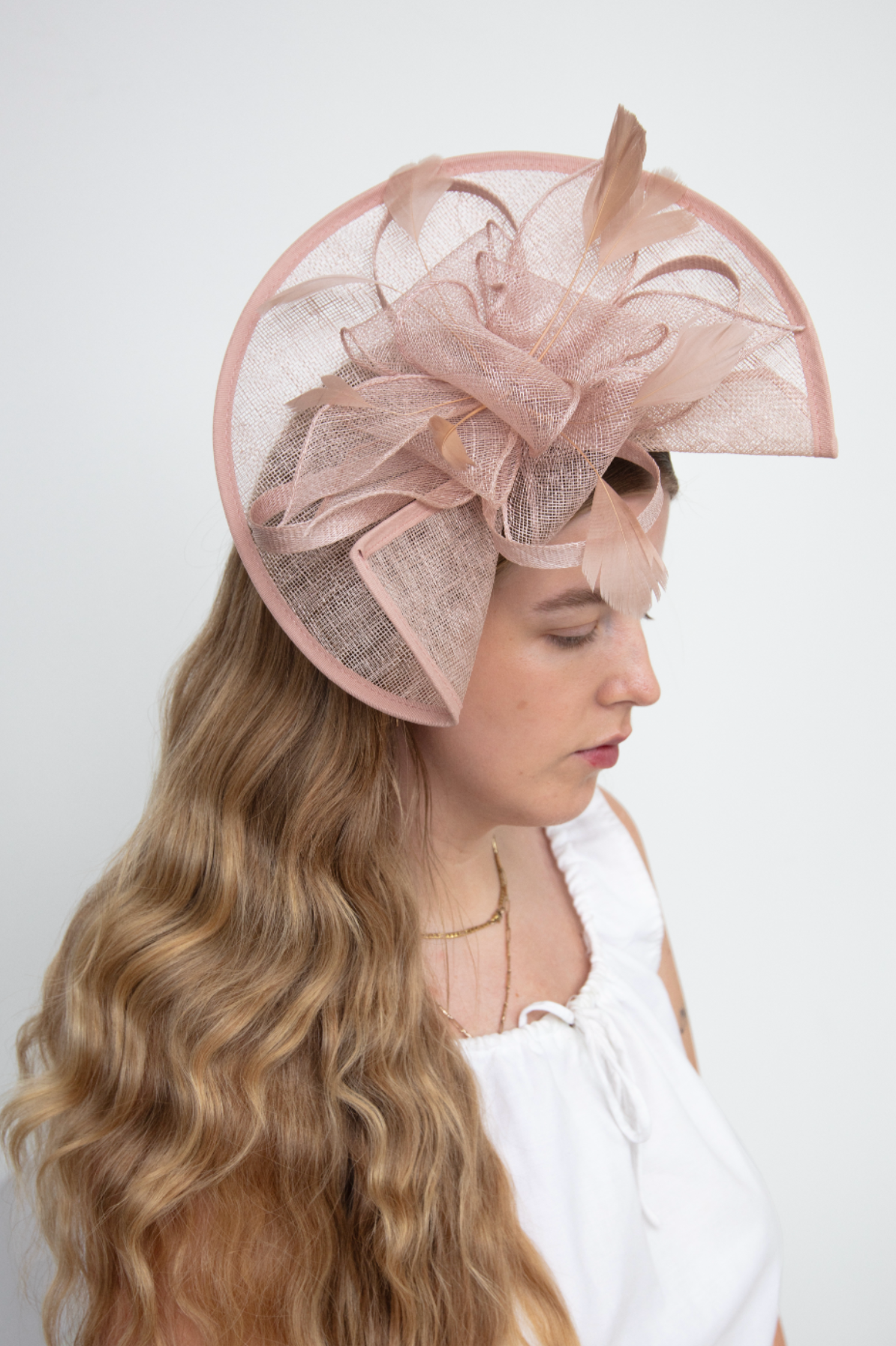 Canterbury Soft Pink Fascinator - RENTAL