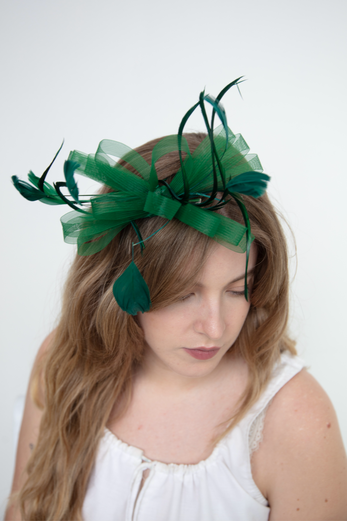 Goodwood Green Fascinator - RENTAL